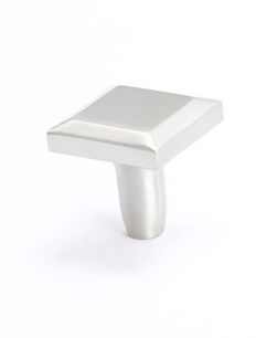 Metro - Knob 1 3/16" x1 3/16" SQ Knob Brushed Nickel