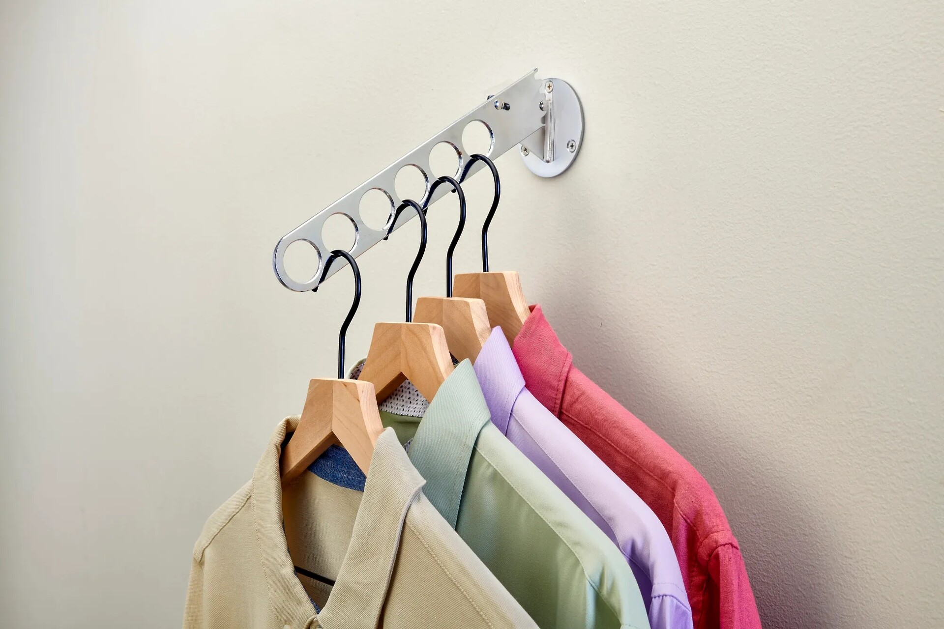 Rev-A-Shelf - Adjustable Laundry Valet Rod - Chrome